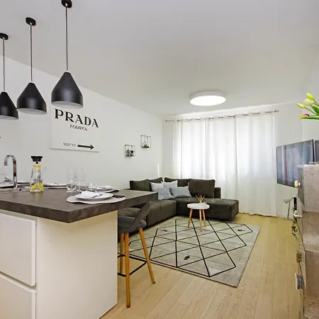 Gg Lux Apartment *